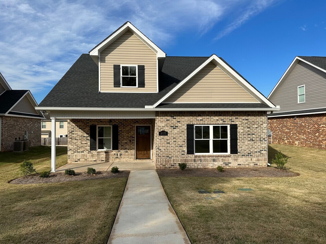 303 Charles Gray Blvd, Perry, GA 31069 House Rental in Perry, GA