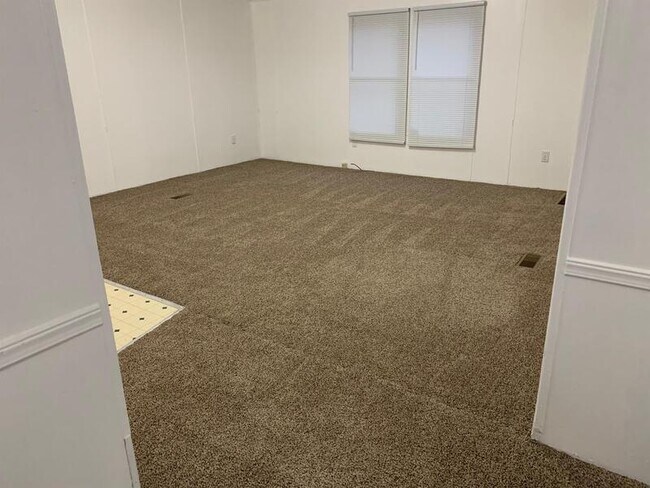 Building Photo - 157 Osceola Trail S
