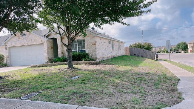 Building Photo - 2201 Buffalo Tundra Dr