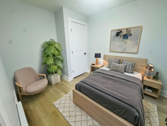 Foto del edificio - Renovated 3BR/1Bth House! Section 8 Only