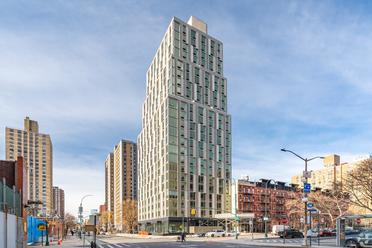 644 E 14th St - The East