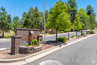 Building Photo - Ridge at Clear Creek