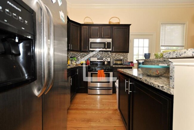 Building Photo - Central heat/AC, All New, 2 Full Bathrooms...