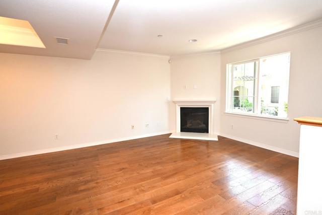 Foto del edificio - 1037 Loretta Ln