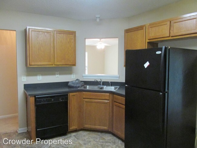 Foto del edificio - 6818 Hidden Forest Dr