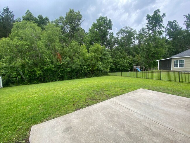 Building Photo - 2 Story Home Located in Dunham Marsh