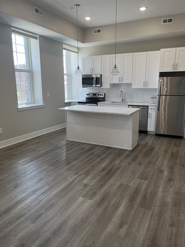 Photo - 4000 W Girard Ave Apartment