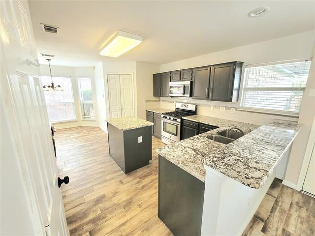 Foto del edificio - 4202 Buena Vista Ln