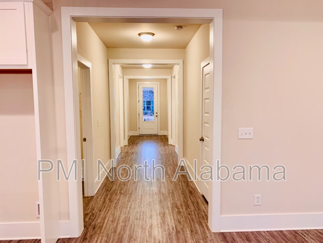 Building Photo - 3211 Jordan Farm Cir