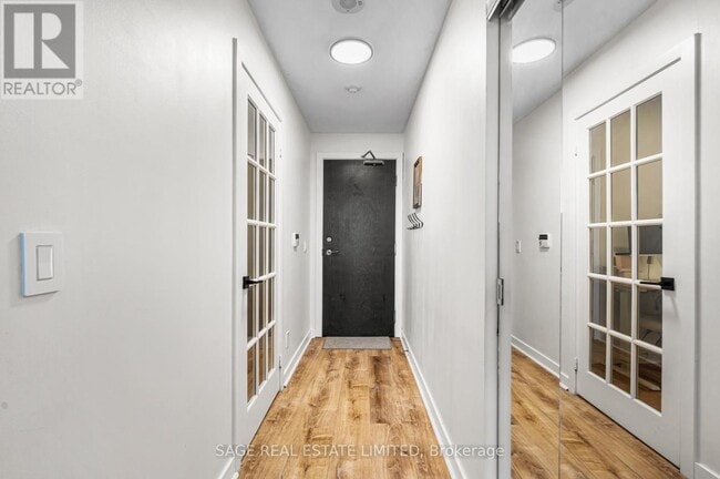 Building Photo - 50 Lynn Williams St