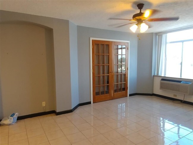 Building Photo - 7510 Hornwood Dr