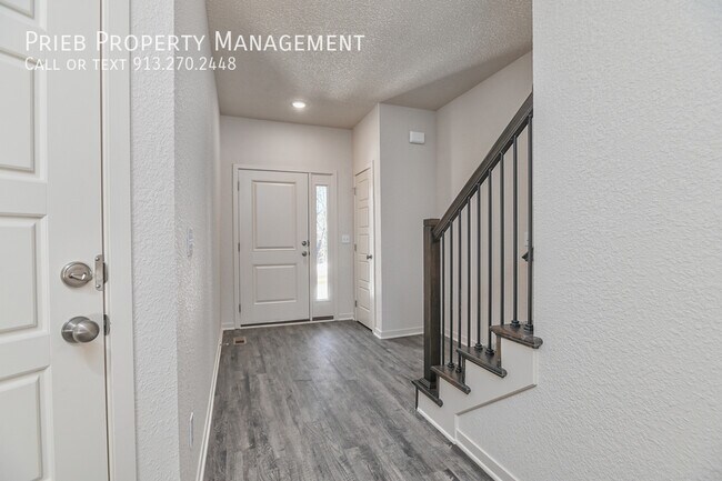 Foto del edificio - 3253 N 103rd Pl