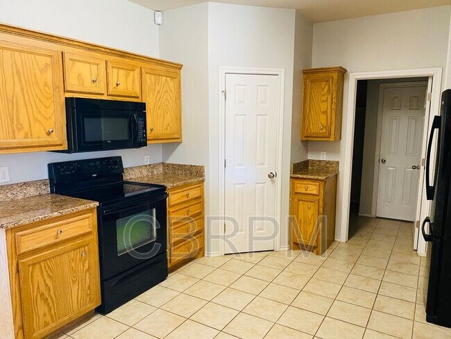 Foto del edificio - 5204 Kemper St