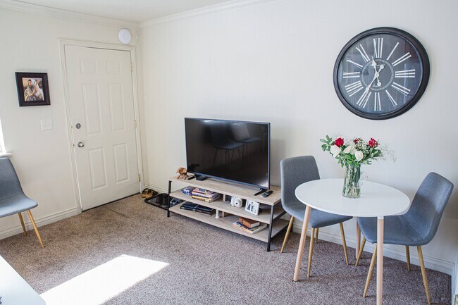 Foto del edificio - University Courtyard