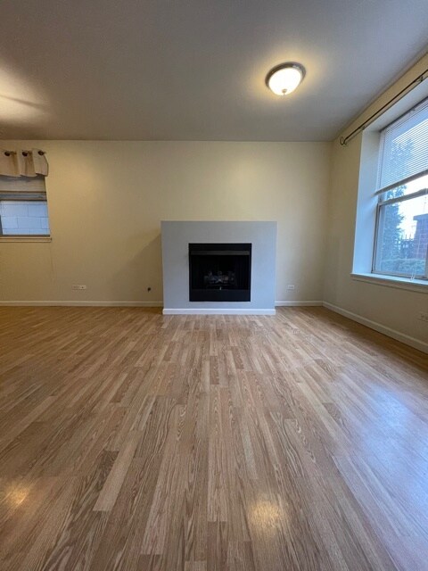 Building Photo - 1341 N Halsted St