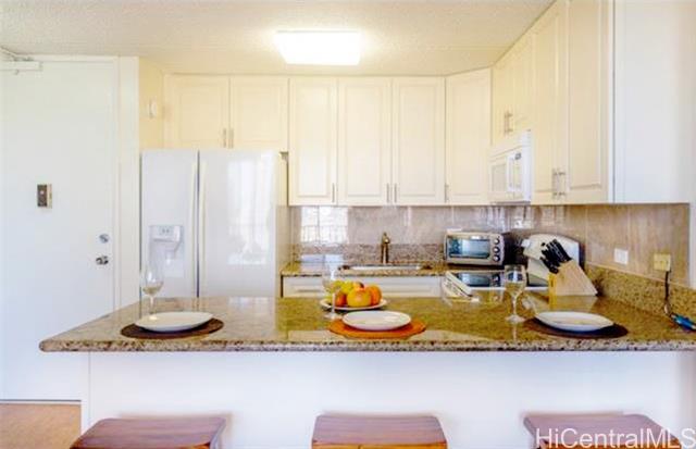 Foto del edificio - 411 Hobron Ln