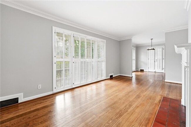 Foto del edificio - 1846 Fernwood Rd NW