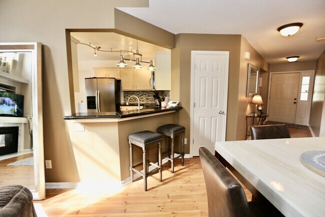 Foto del edificio - Fantastic 3-Bedroom Home In Courthouse Est...