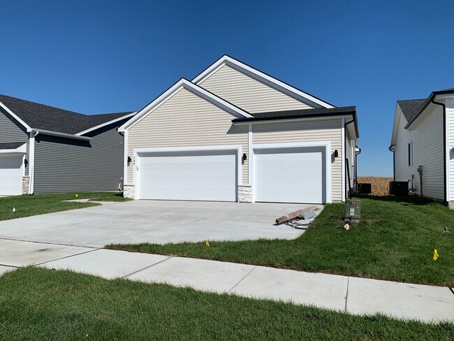 Foto del edificio - 780 McIntosh Ct