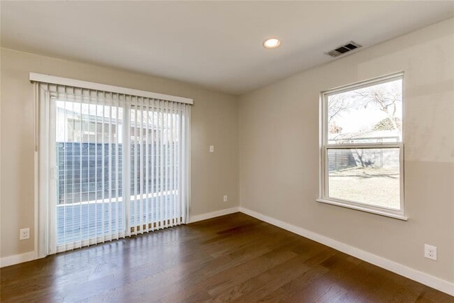 Foto del edificio - 4702 Bandera Rd