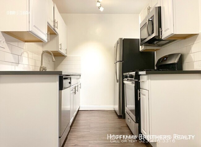 Foto del edificio - 4845 Saturn St