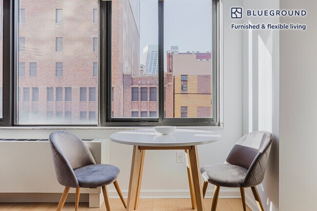 Foto del edificio - 535 W 23rd St