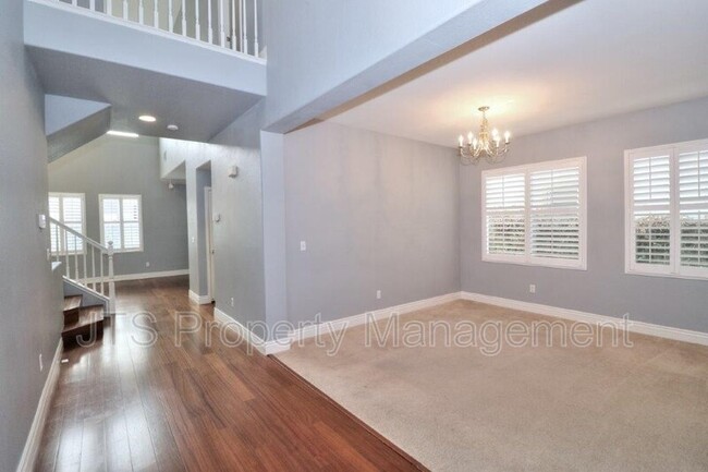 Building Photo - 12 Indigo Oaks Ct