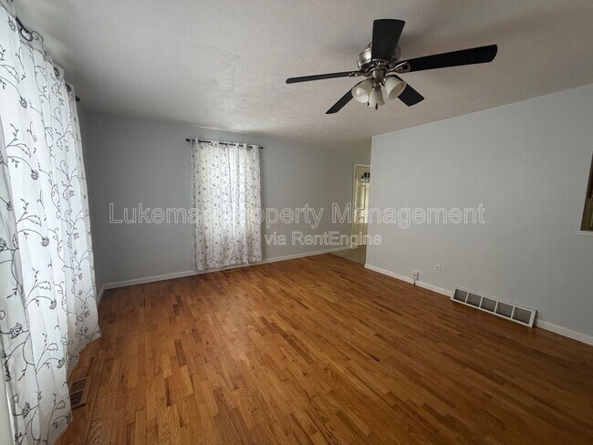 Foto del edificio - 4726 Hanover Ave