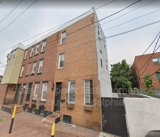 Building Photo - 2419 E Allegheny Ave