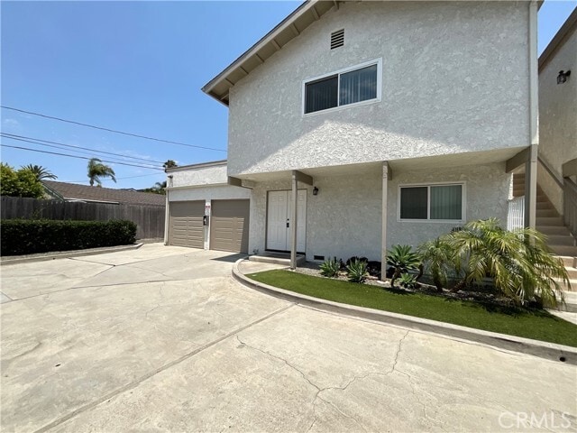 Primary Photo - 2641 Santa Ana Ave