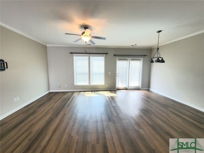 Building Photo - 203 Sonoma Dr
