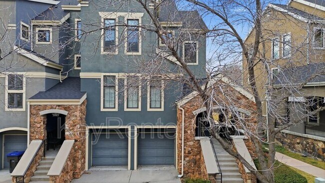 Foto del edificio - 5069 N River Park Way