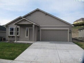 Building Photo - 513 Jordan Ln
