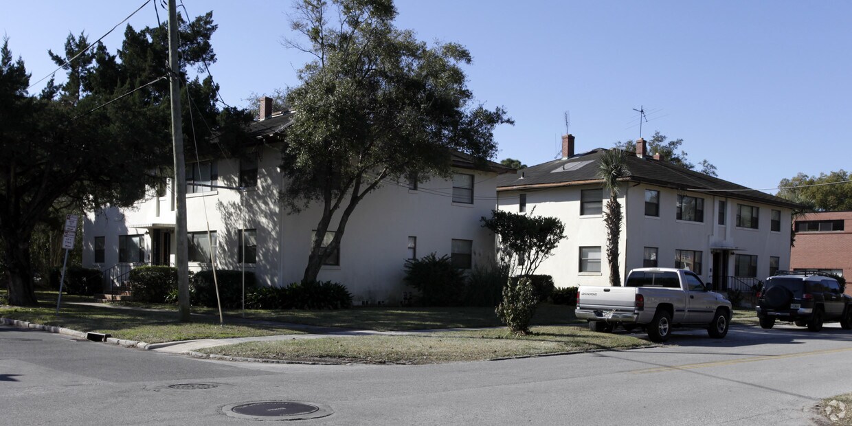 Primary Photo - 1234 Lasalle St