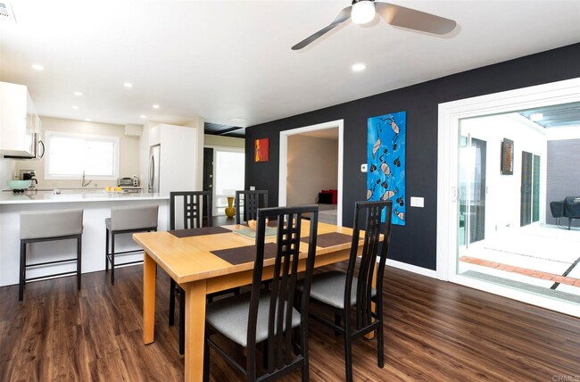 Building Photo - Turn-key 2 Bed 2 Bath retreat in Oceana 55...