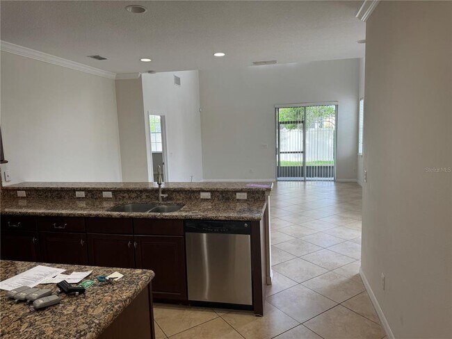 Building Photo - 314 Terracina Dr