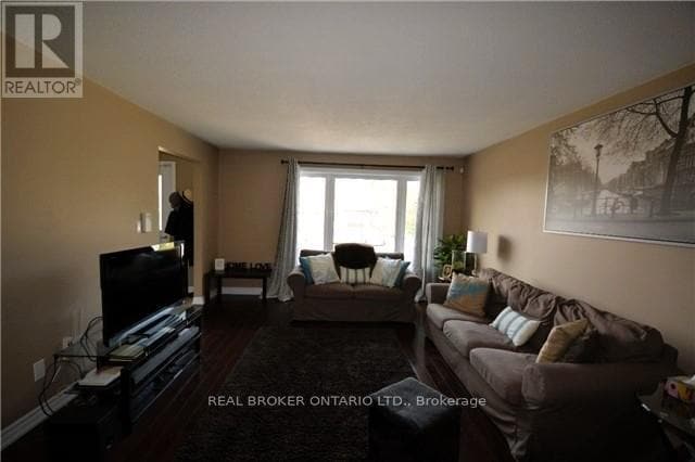 Building Photo - 710 Sunnypoint Dr