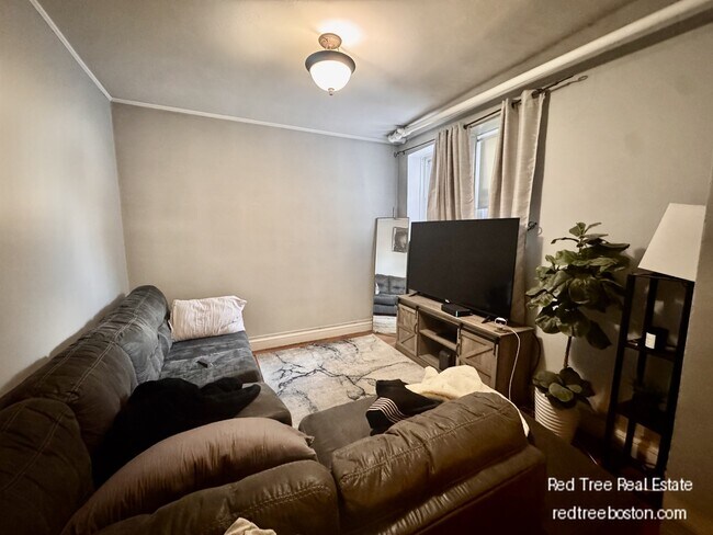 Foto del edificio - 1662 Commonwealth Ave