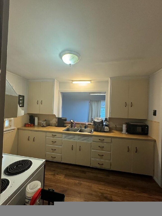 14 Hart St, Fredonia, NY 14063 House Rental in Fredonia, NY