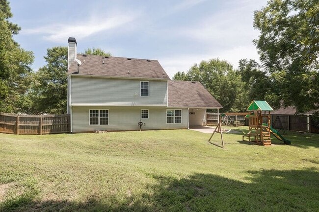 Building Photo - 453 Reba Ct