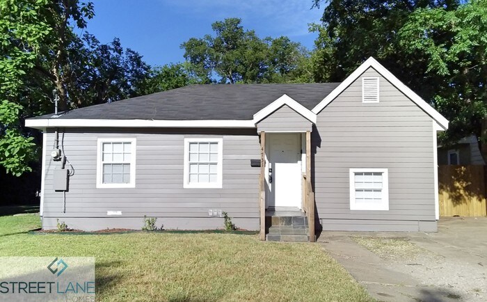 Primary Photo - 4731 Bartlett Ave, Dallas, TX, 75216