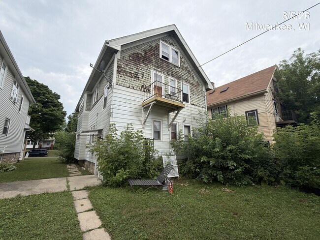 Foto del edificio - 2762 N 51st St