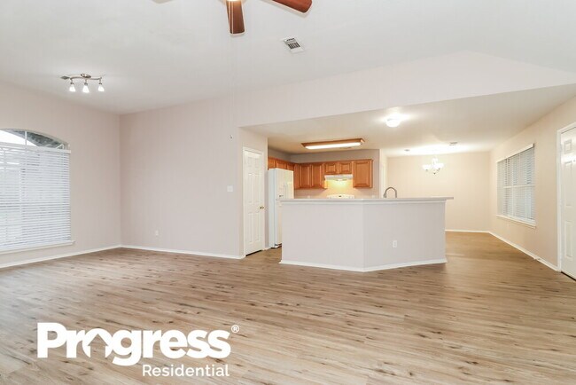 Building Photo - 7300 Fossil Garden Dr