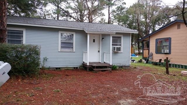 Primary Photo - 1104 Mills Ave