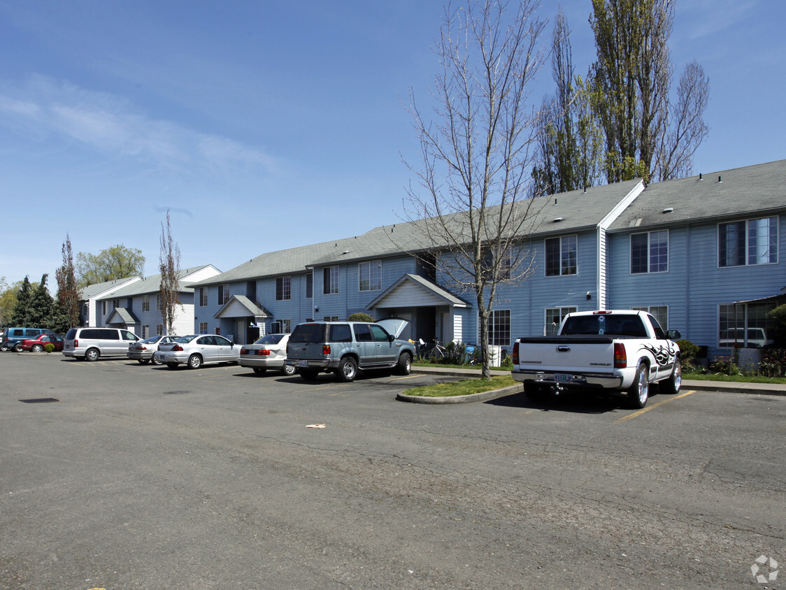 Foto principal - McCarran Apartments