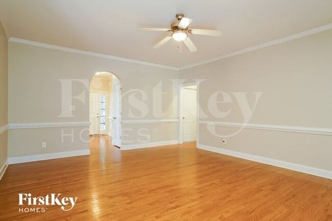 Building Photo - 49 Yellow Daisy Pl