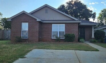 Building Photo - 740 Buena Vista Loop