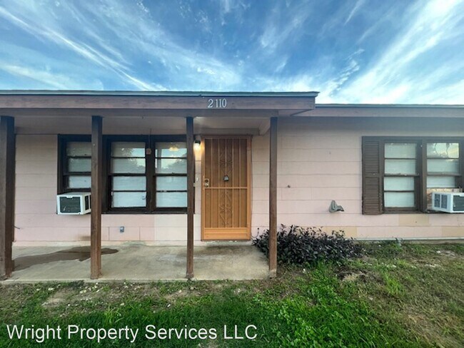 Building Photo - 2 br, 1 bath House - 2110 E San Jose St