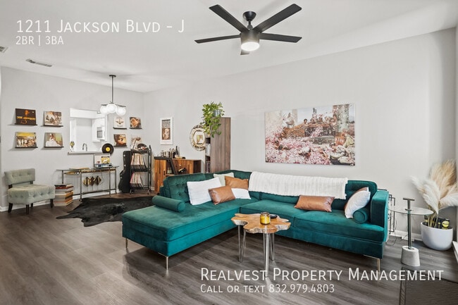 Building Photo - 1211 Jackson Blvd