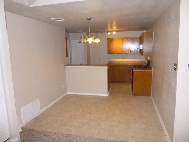 Building Photo - 8510 Palace Pkwy